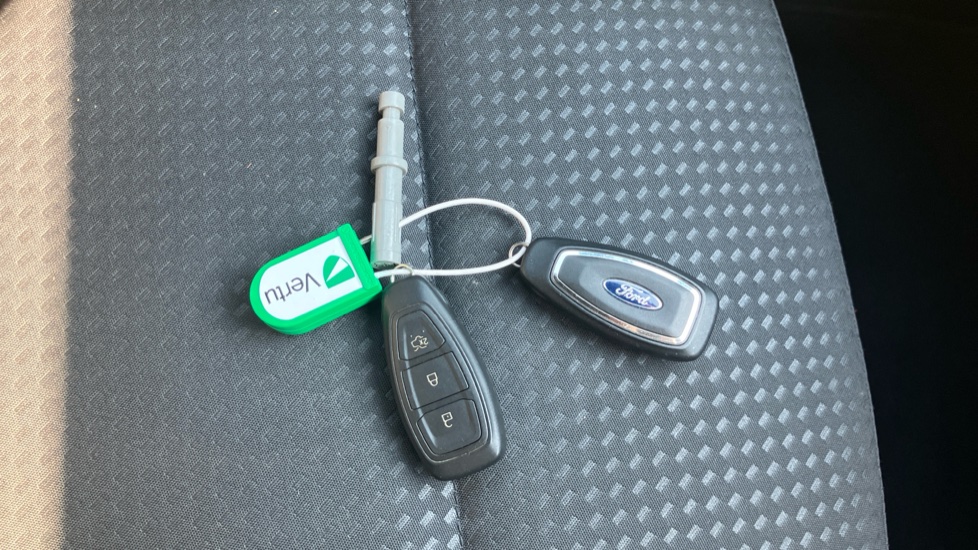 Ford Focus 1.0 EcoBoost 125 ST-Line Edition 5dr Auto Petrol Hatchback - Image 20