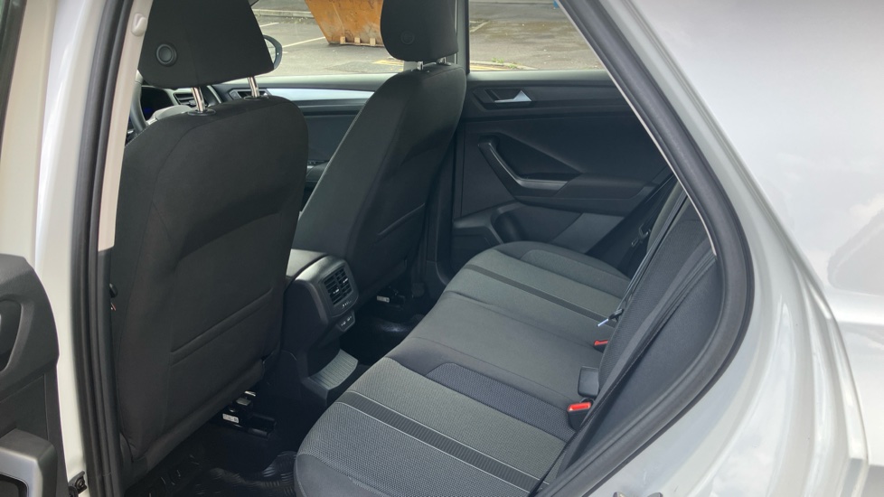 Volkswagen T-Roc 1.0 TSI Life 5dr Petrol Hatchback - Image 16