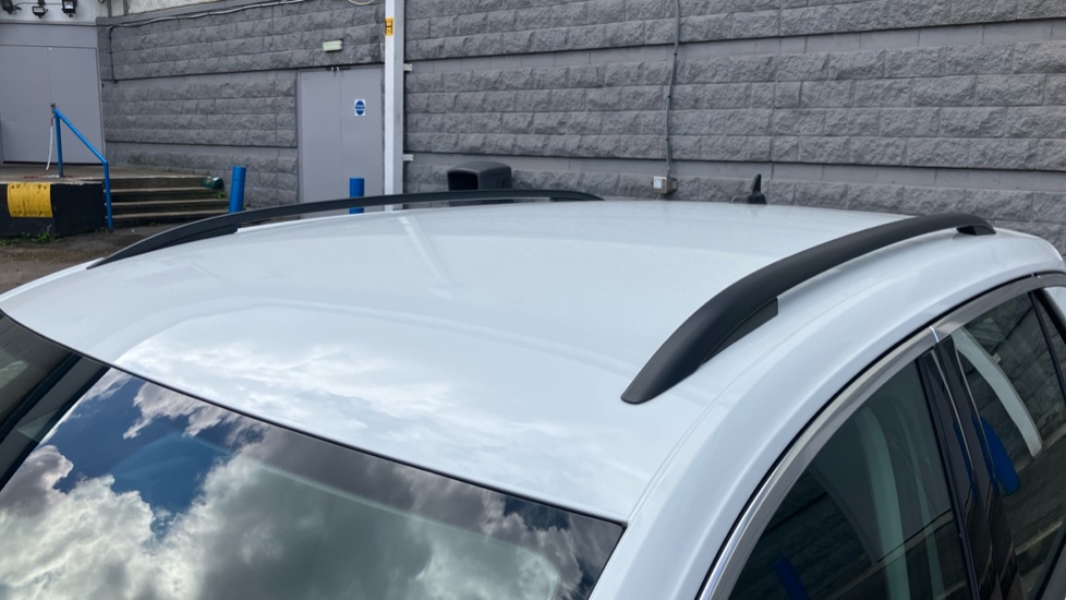 Volkswagen T-Roc 1.0 TSI Life 5dr Petrol Hatchback - Image 51