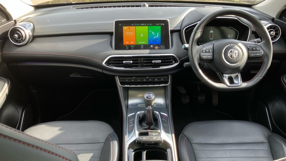 MG HS 1.5 T-GDI Exclusive 5dr Petrol Hatchback - Image 10