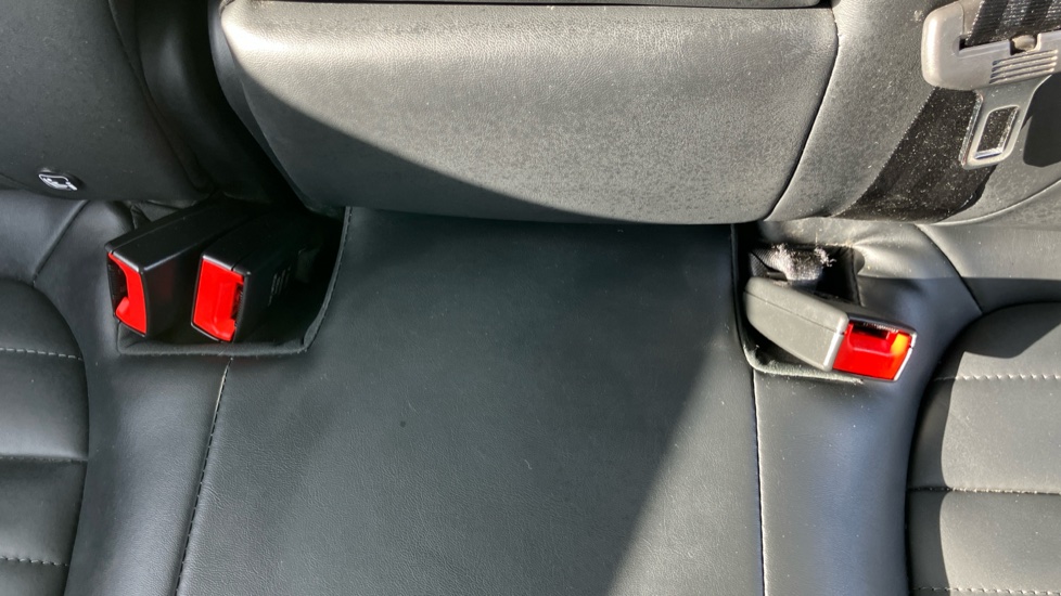 MG HS 1.5 T-GDI Exclusive 5dr Petrol Hatchback - Image 17