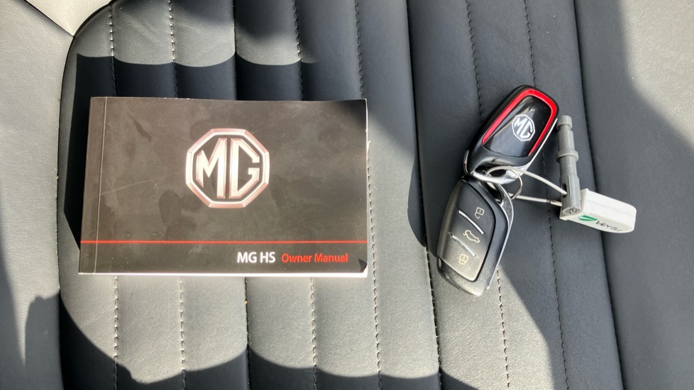 MG HS 1.5 T-GDI Exclusive 5dr Petrol Hatchback - Image 19