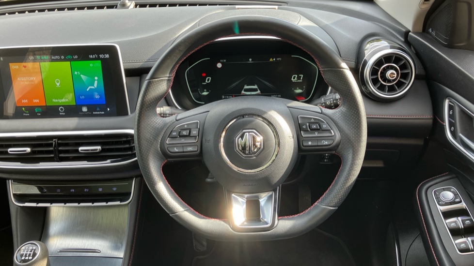 MG HS 1.5 T-GDI Exclusive 5dr Petrol Hatchback - Image 28