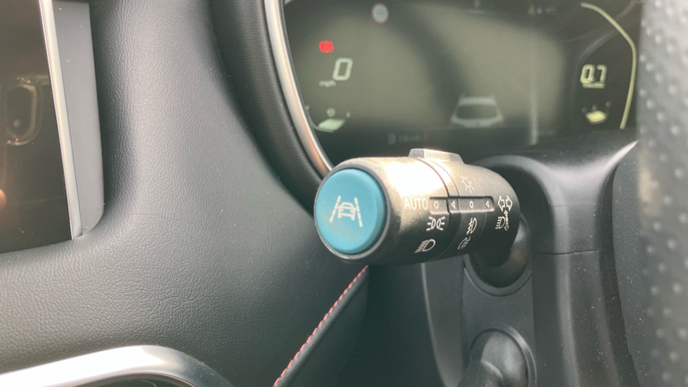 MG HS 1.5 T-GDI Exclusive 5dr Petrol Hatchback - Image 34