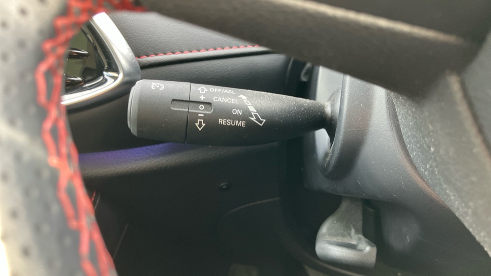 MG HS 1.5 T-GDI Exclusive 5dr Petrol Hatchback - Image 35