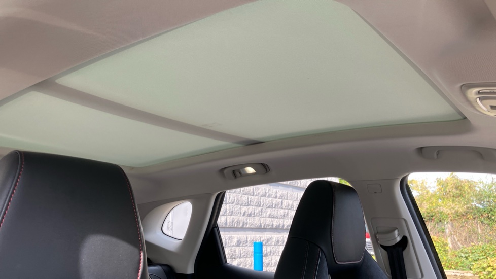 MG HS 1.5 T-GDI Exclusive 5dr Petrol Hatchback - Image 41