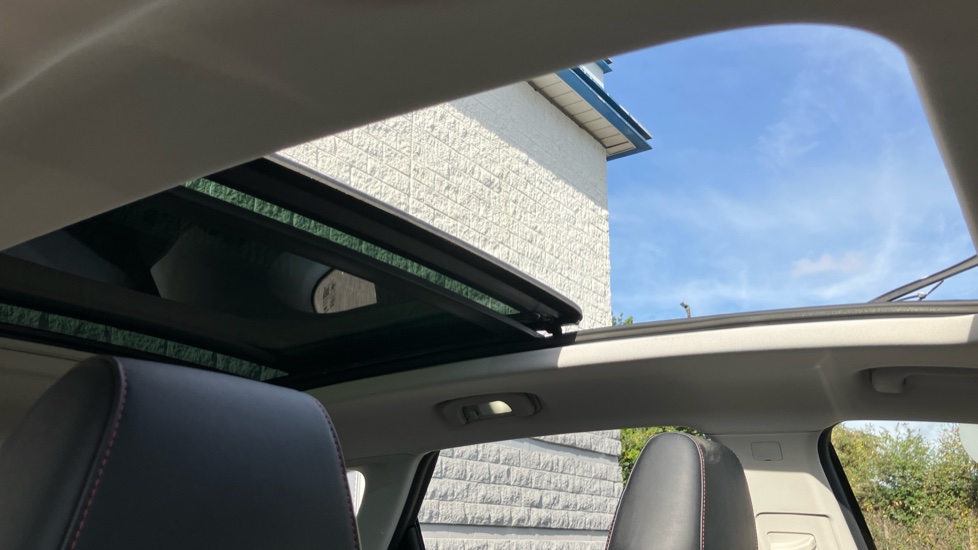 MG HS 1.5 T-GDI Exclusive 5dr Petrol Hatchback - Image 43