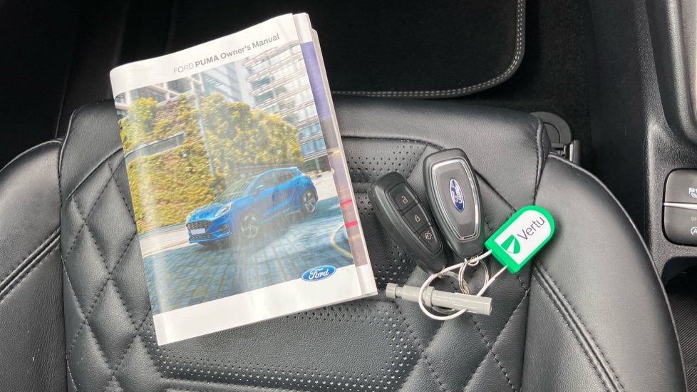 Ford Puma 1.0 EcoBoost Hybrid mHEV 155 ST-Line Vignale 5dr Petrol Hatchback - Image 19