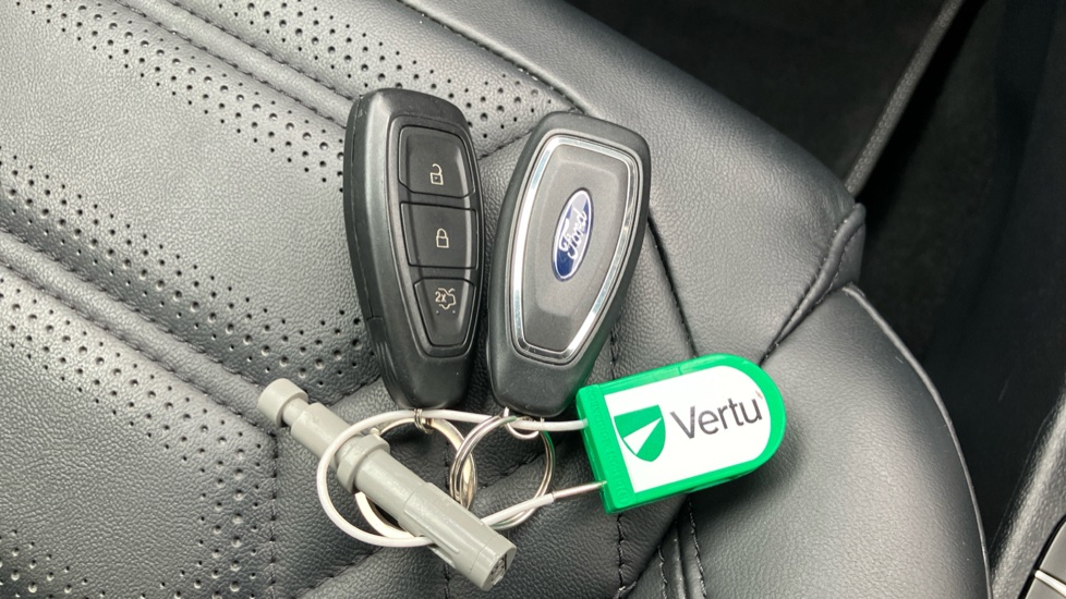 Ford Puma 1.0 EcoBoost Hybrid mHEV 155 ST-Line Vignale 5dr Petrol Hatchback - Image 20