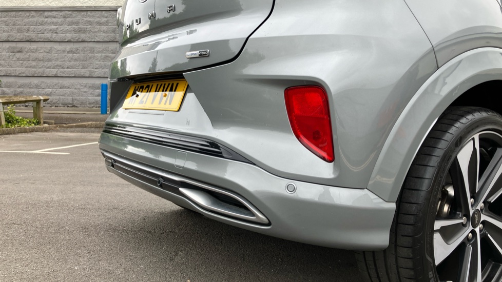 Ford Puma 1.0 EcoBoost Hybrid mHEV 155 ST-Line Vignale 5dr Petrol Hatchback - Image 27
