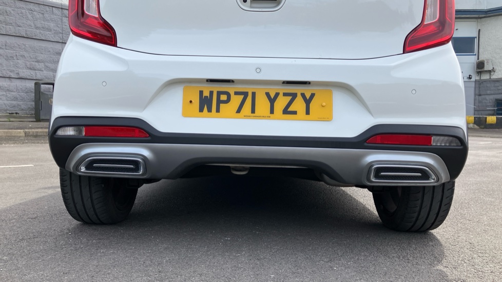 Kia Picanto 1.0 X-Line 5dr Petrol Hatchback - Image 29