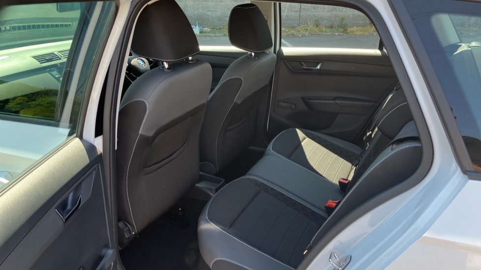 Skoda Fabia 1.0 TSI Black Edition 5dr DSG Petrol Estate - Image 16