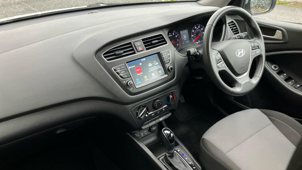 Hyundai i20 1.0 T-GDi SE 5dr Auto Petrol Hatchback - Image 9