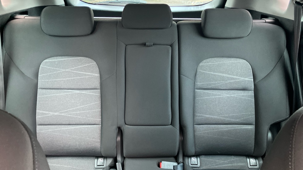 Hyundai TUCSON 1.6 GDi SE Nav 5dr 2WD Petrol Estate - Image 15