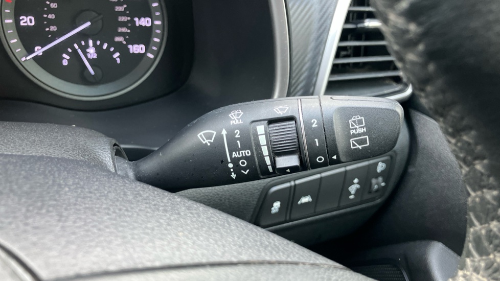 Hyundai TUCSON 1.6 GDi SE Nav 5dr 2WD Petrol Estate - Image 25