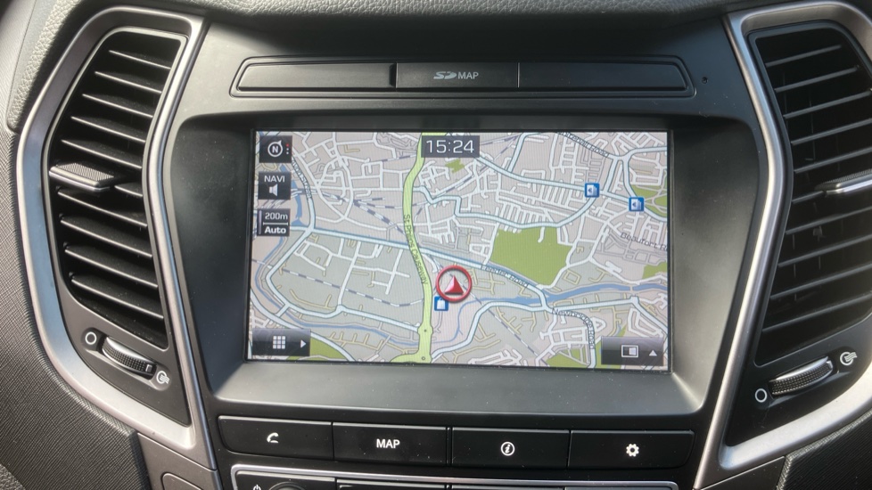 Hyundai SANTA FE 2.2 CRDi Blue Drive Premium SE 5dr Auto [7 Seats] Diesel Estate - Image 12