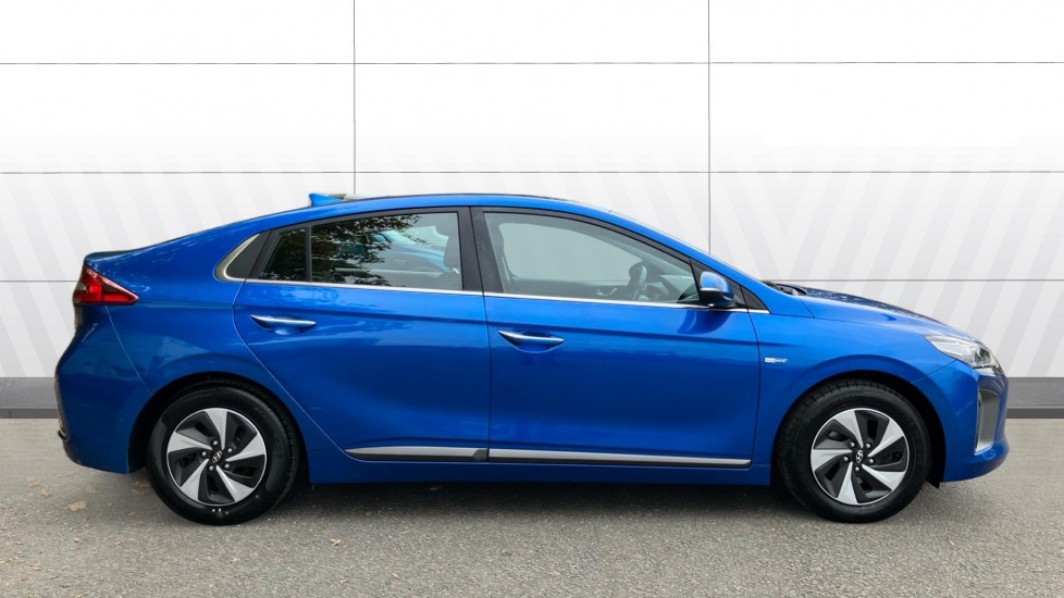 Hyundai IONIQ 1.6 GDi Hybrid Premium 5dr DCT Hybrid Hatchback - Image 5