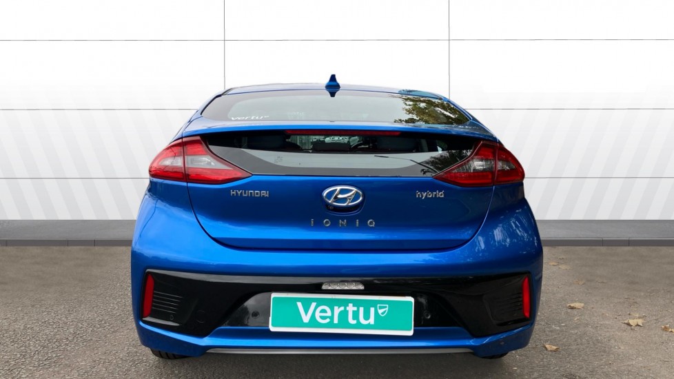 Hyundai IONIQ 1.6 GDi Hybrid Premium 5dr DCT Hybrid Hatchback - Image 6