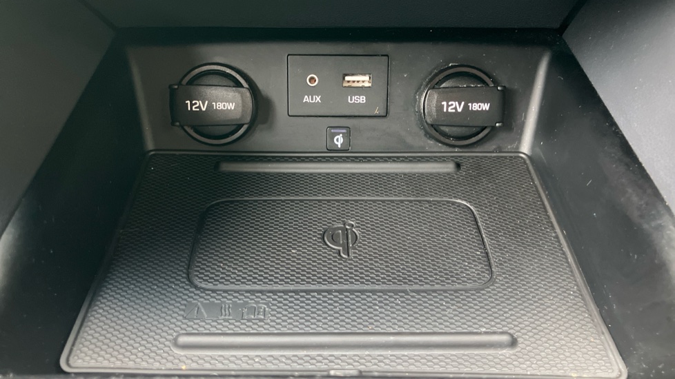 Hyundai IONIQ 1.6 GDi Hybrid Premium 5dr DCT Hybrid Hatchback - Image 31