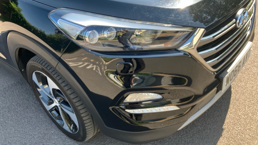 Hyundai TUCSON 2.0 CRDi Premium SE 5dr Diesel Estate - Image 50