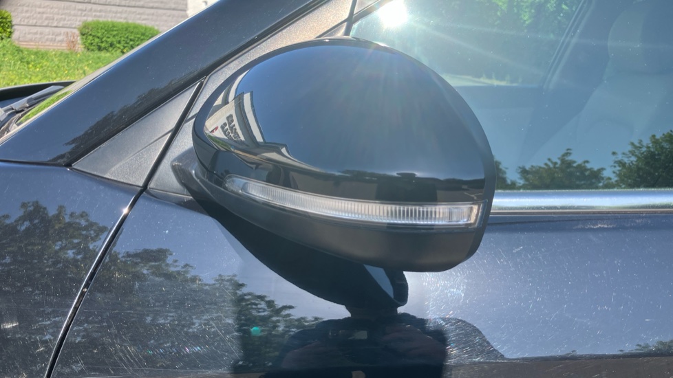 Hyundai TUCSON 2.0 CRDi Premium SE 5dr Diesel Estate - Image 54