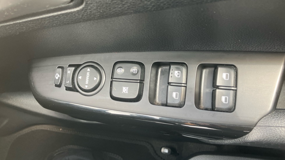 Kia Picanto 1.25 3 5dr Auto Petrol Hatchback - Image 23