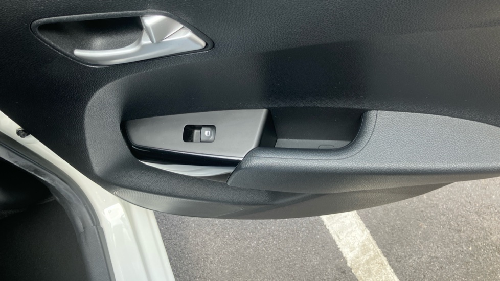Kia Picanto 1.25 3 5dr Auto Petrol Hatchback - Image 34
