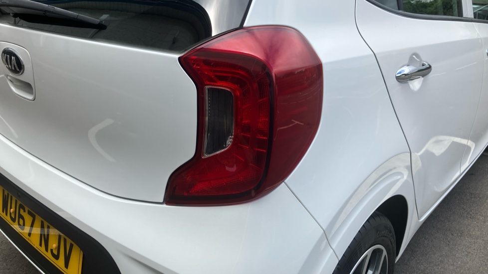 Kia Picanto 1.25 3 5dr Auto Petrol Hatchback - Image 37