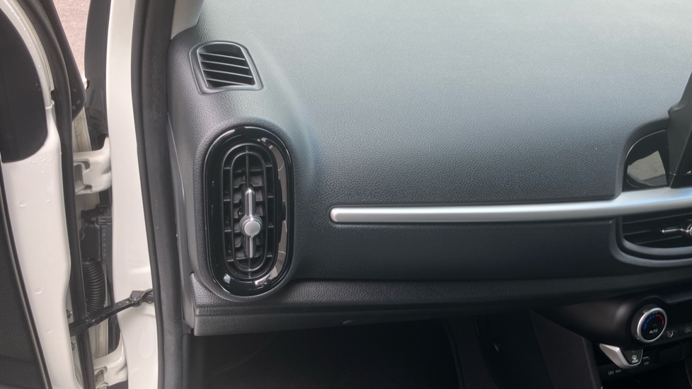 Kia Picanto 1.25 3 5dr Auto Petrol Hatchback - Image 43