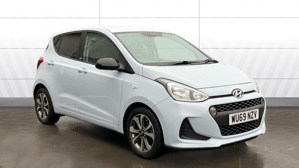 Hyundai i10 1.0 Play 5dr Petrol Hatchback - Image 1