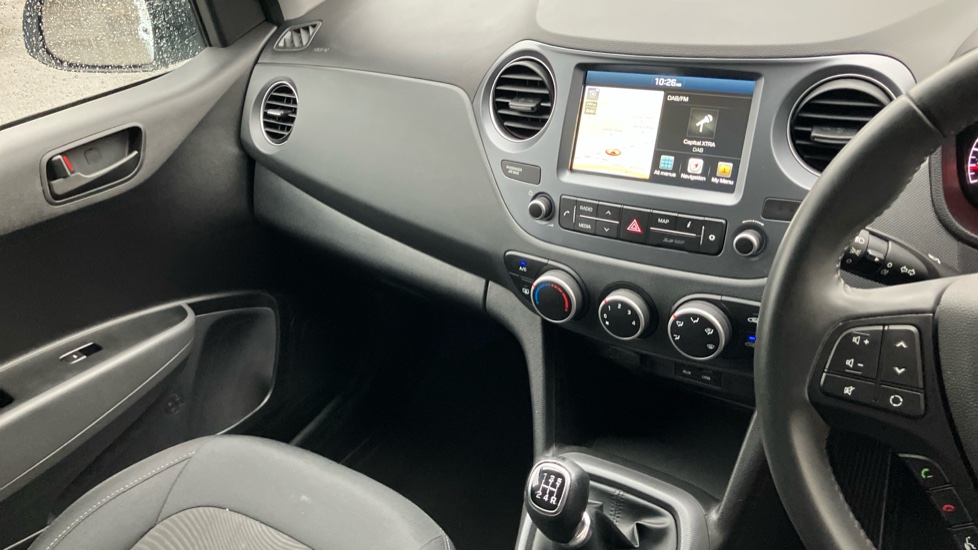 Hyundai i10 1.0 Play 5dr Petrol Hatchback - Image 14
