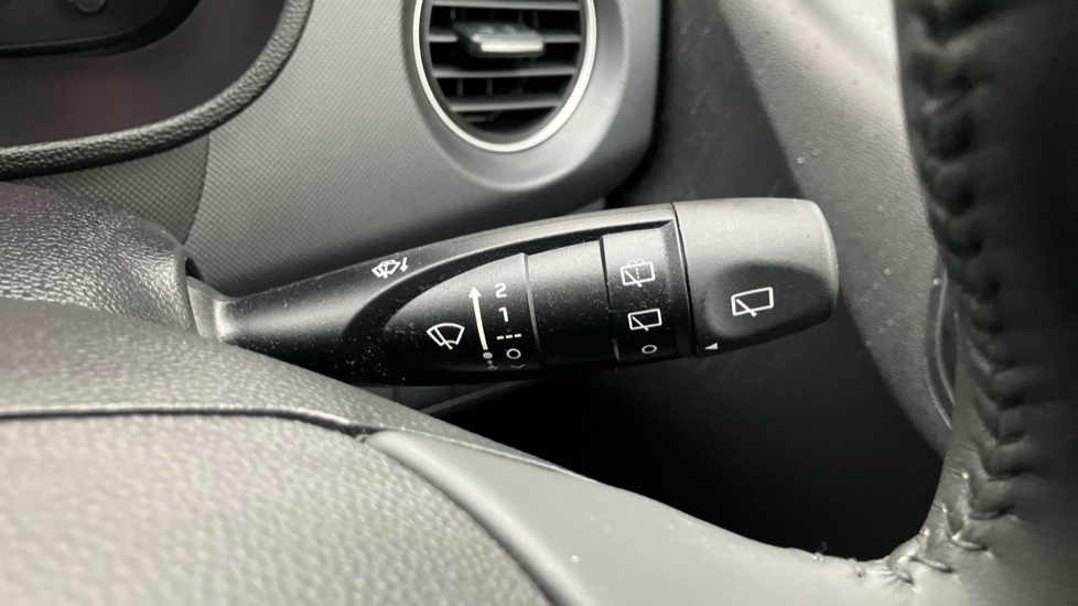 Hyundai i10 1.0 Play 5dr Petrol Hatchback - Image 24
