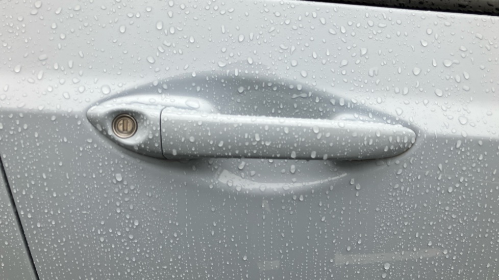 Hyundai i10 1.0 Play 5dr Petrol Hatchback - Image 46