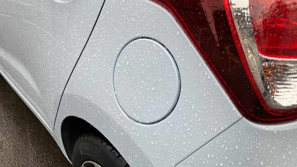 Hyundai i10 1.0 Play 5dr Petrol Hatchback - Image 51