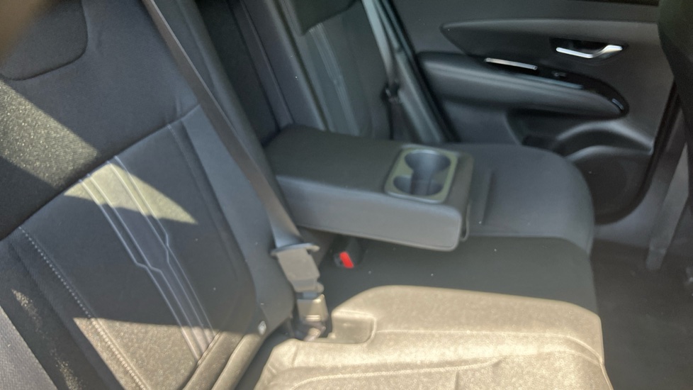 Hyundai TUCSON 1.6 TGDi Plug-in Hybrid Premium 5dr 4WD Auto Estate - Image 45