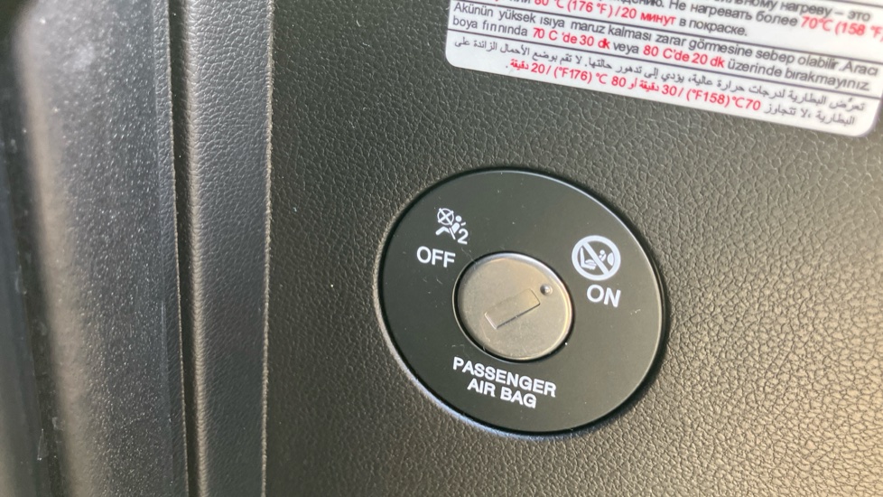 Hyundai TUCSON 1.6 TGDi Plug-in Hybrid Premium 5dr 4WD Auto Estate - Image 49