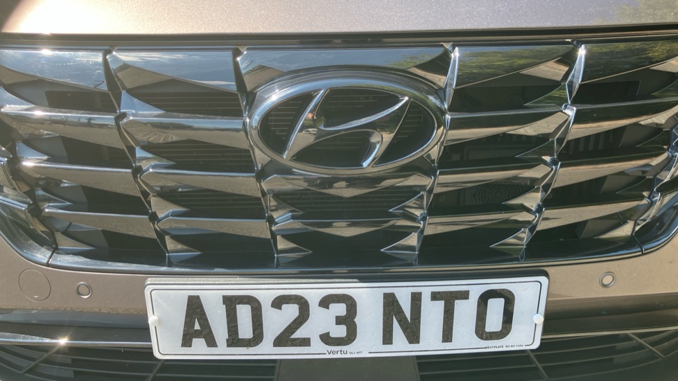 Hyundai TUCSON 1.6 TGDi Plug-in Hybrid Premium 5dr 4WD Auto Estate - Image 50