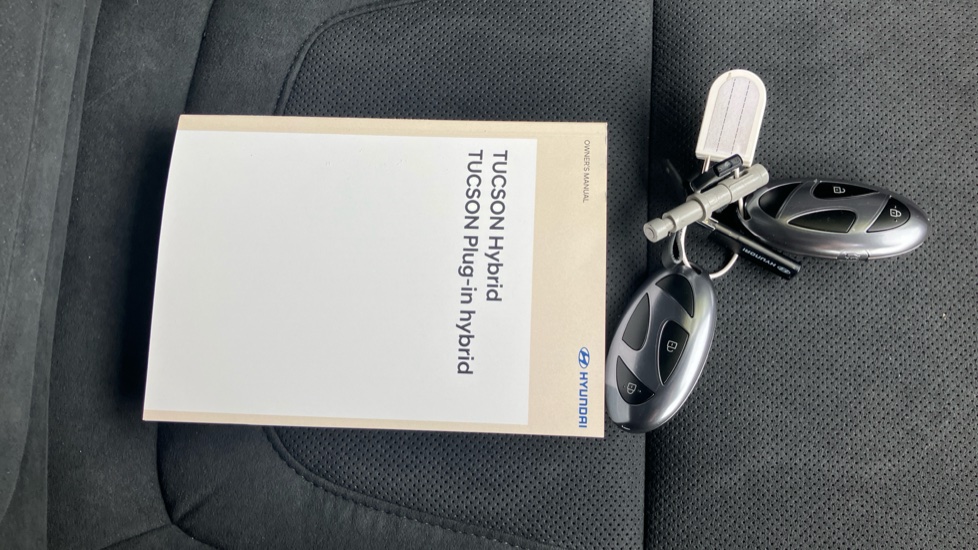 Hyundai TUCSON 1.6T 239 Hybrid N Line 5dr Auto Hybrid Estate - Image 19