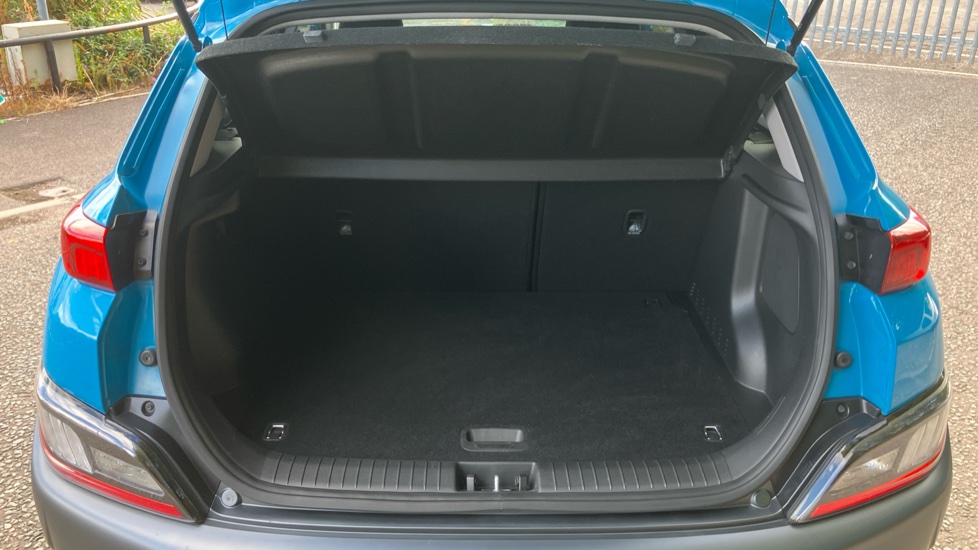 Hyundai KONA 1.6 GDi Hybrid Premium 5dr DCT Hybrid Hatchback - Image 4