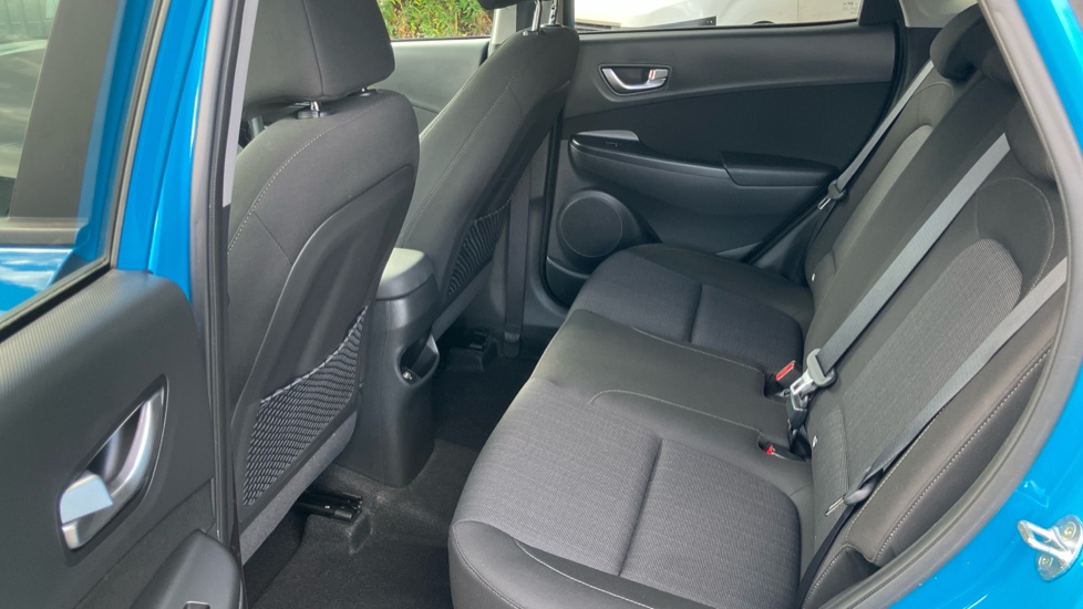 Hyundai KONA 1.6 GDi Hybrid Premium 5dr DCT Hybrid Hatchback - Image 16