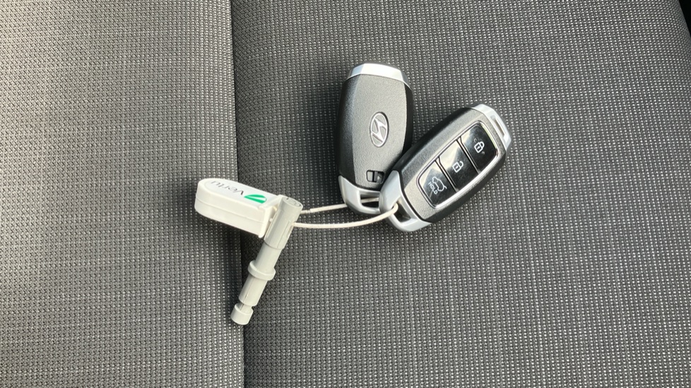 Hyundai KONA 1.6 GDi Hybrid Premium 5dr DCT Hybrid Hatchback - Image 20