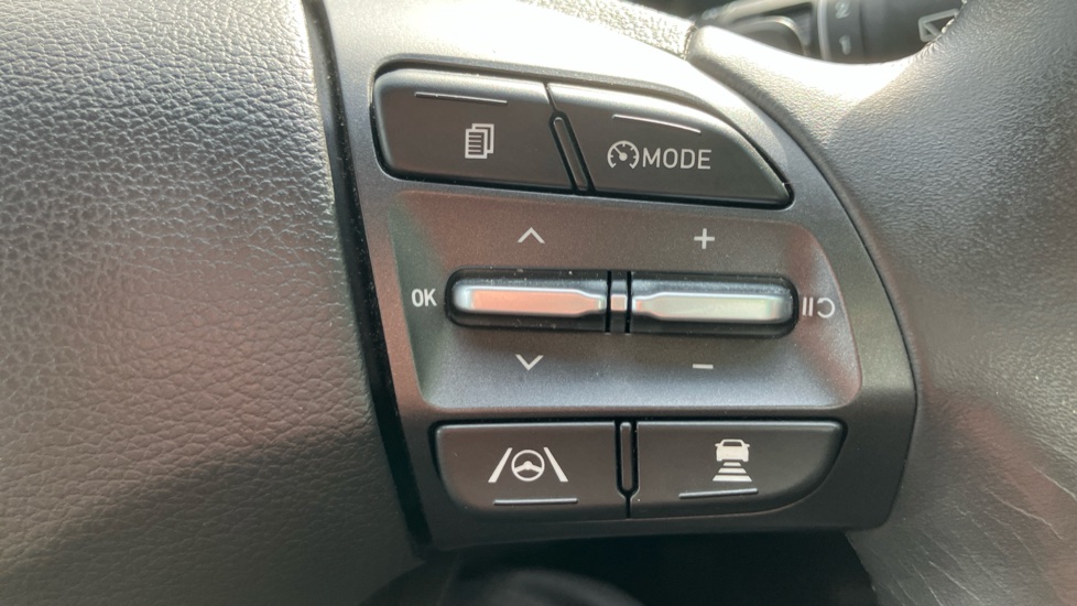 Hyundai KONA 1.6 GDi Hybrid Premium 5dr DCT Hybrid Hatchback - Image 21