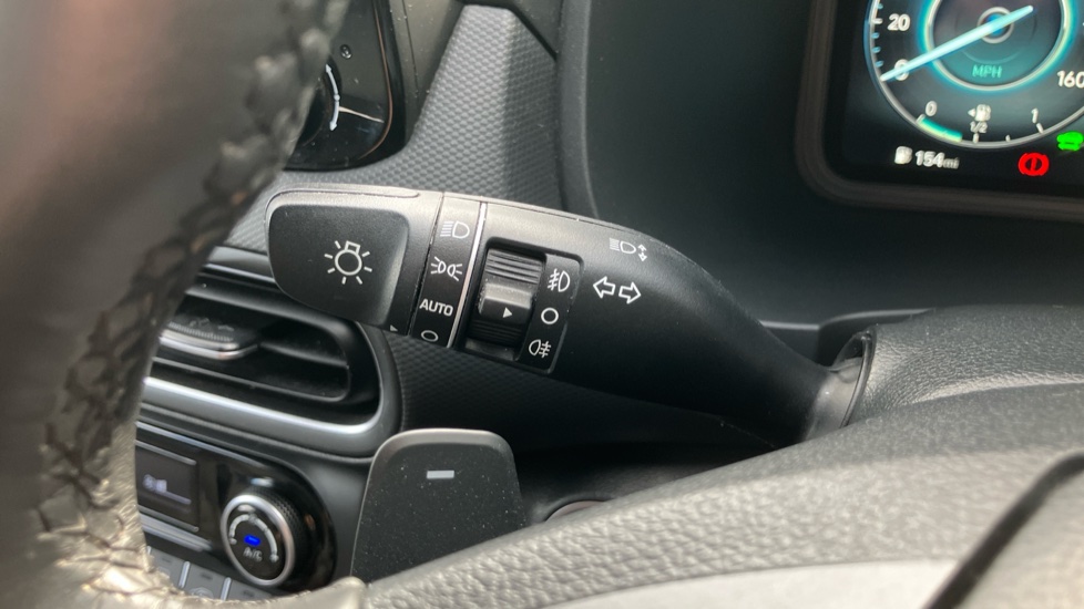 Hyundai KONA 1.6 GDi Hybrid Premium 5dr DCT Hybrid Hatchback - Image 24
