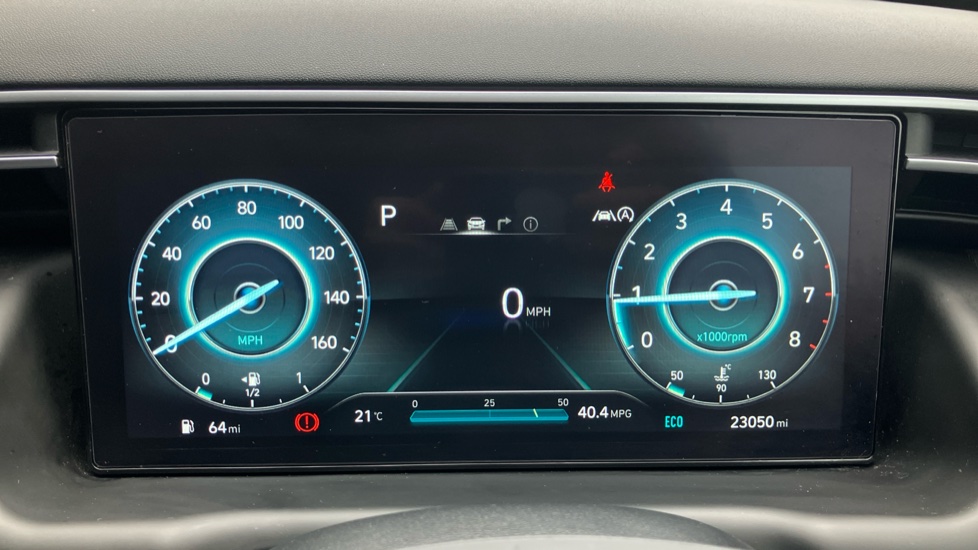 Hyundai TUCSON 1.6 TGDi 48V MHD Premium 5dr 2WD DCT Petrol Estate - Image 18