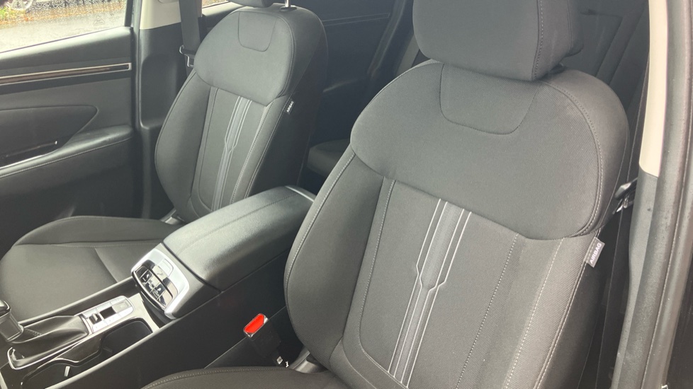 Hyundai TUCSON 1.6 TGDi 48V MHD Premium 5dr 2WD DCT Petrol Estate - Image 49