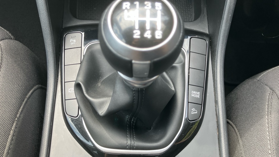 Hyundai TUCSON 1.6 TGDi SE Connect 5dr 2WD Petrol Estate - Image 29