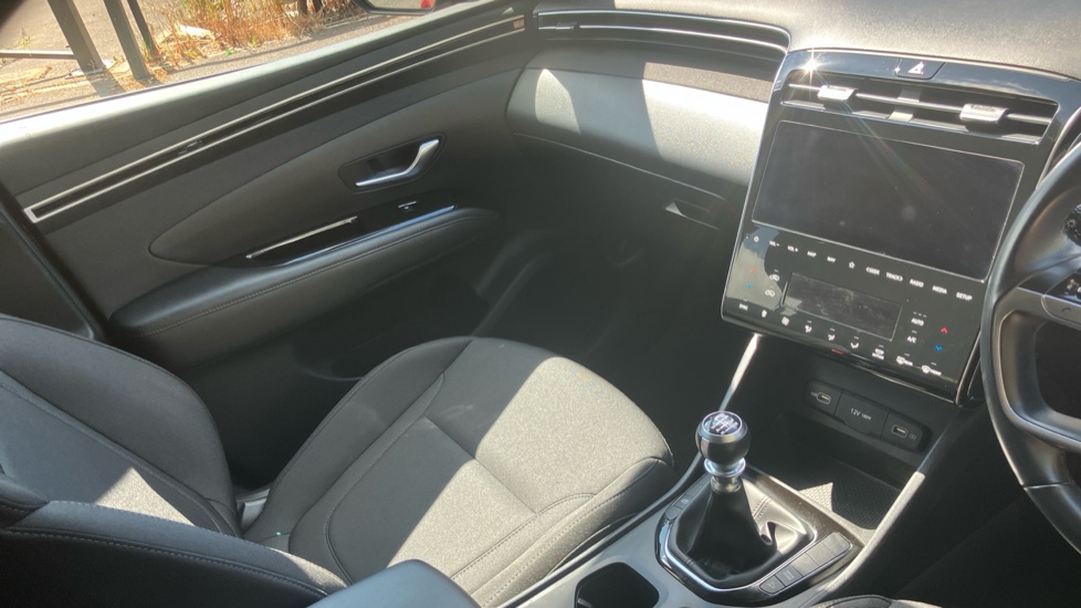 Hyundai TUCSON 1.6 TGDi SE Connect 5dr 2WD Petrol Estate - Image 14