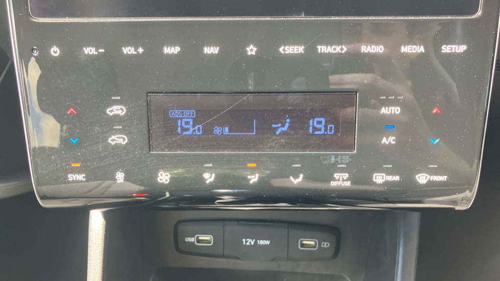 Hyundai TUCSON 1.6 TGDi SE Connect 5dr 2WD Petrol Estate - Image 28