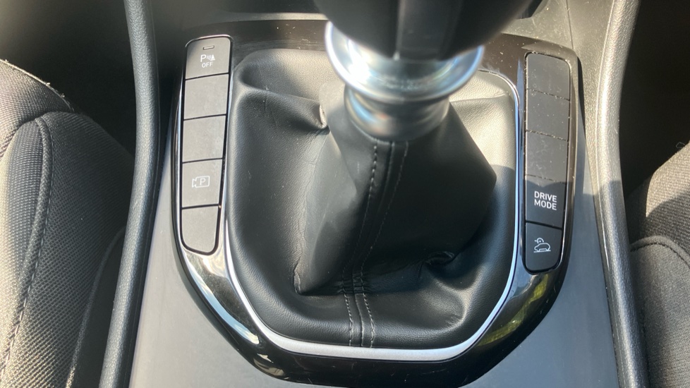 Hyundai TUCSON 1.6 TGDi SE Connect 5dr 2WD Petrol Estate - Image 30
