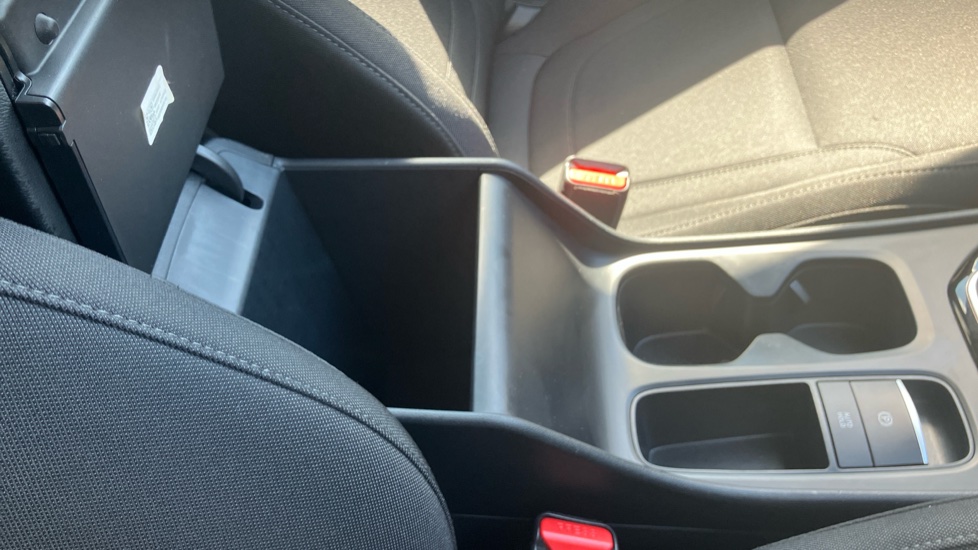 Hyundai TUCSON 1.6 TGDi SE Connect 5dr 2WD Petrol Estate - Image 31
